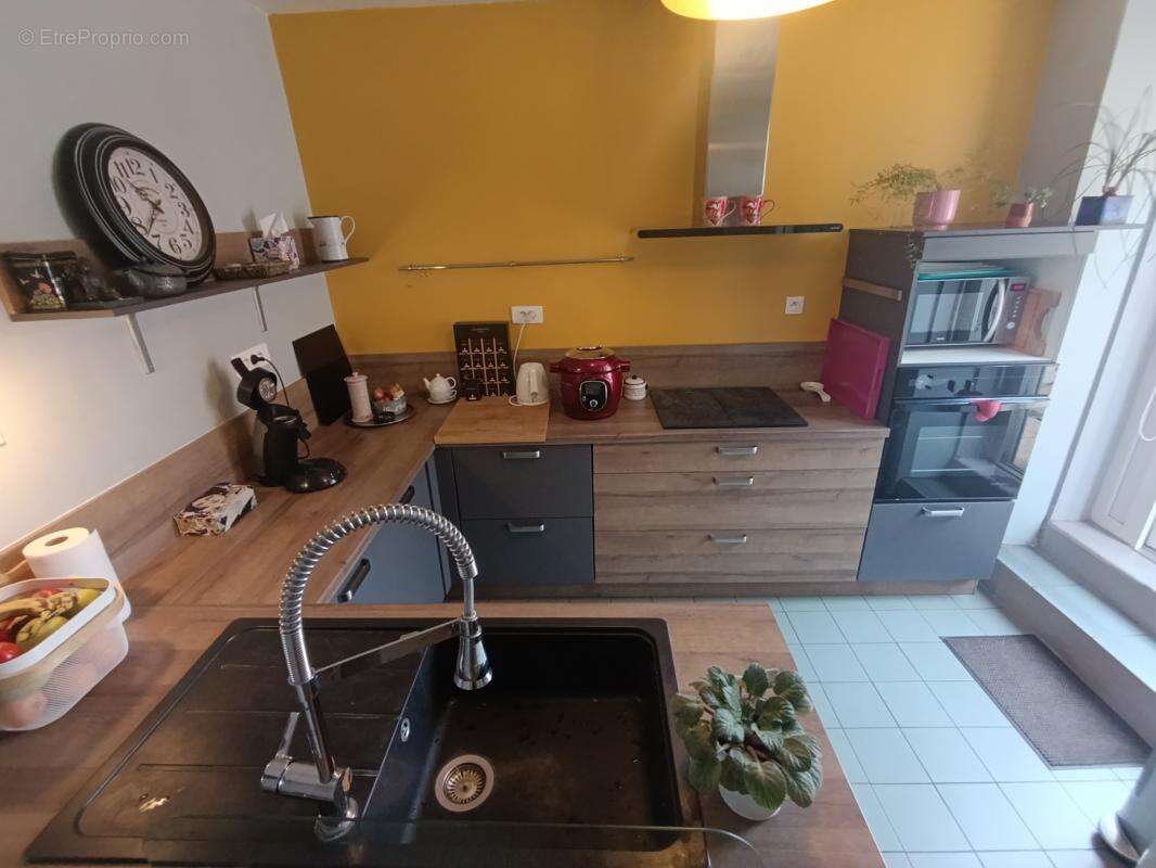 Maison à CHEMIRE-EN-CHARNIE