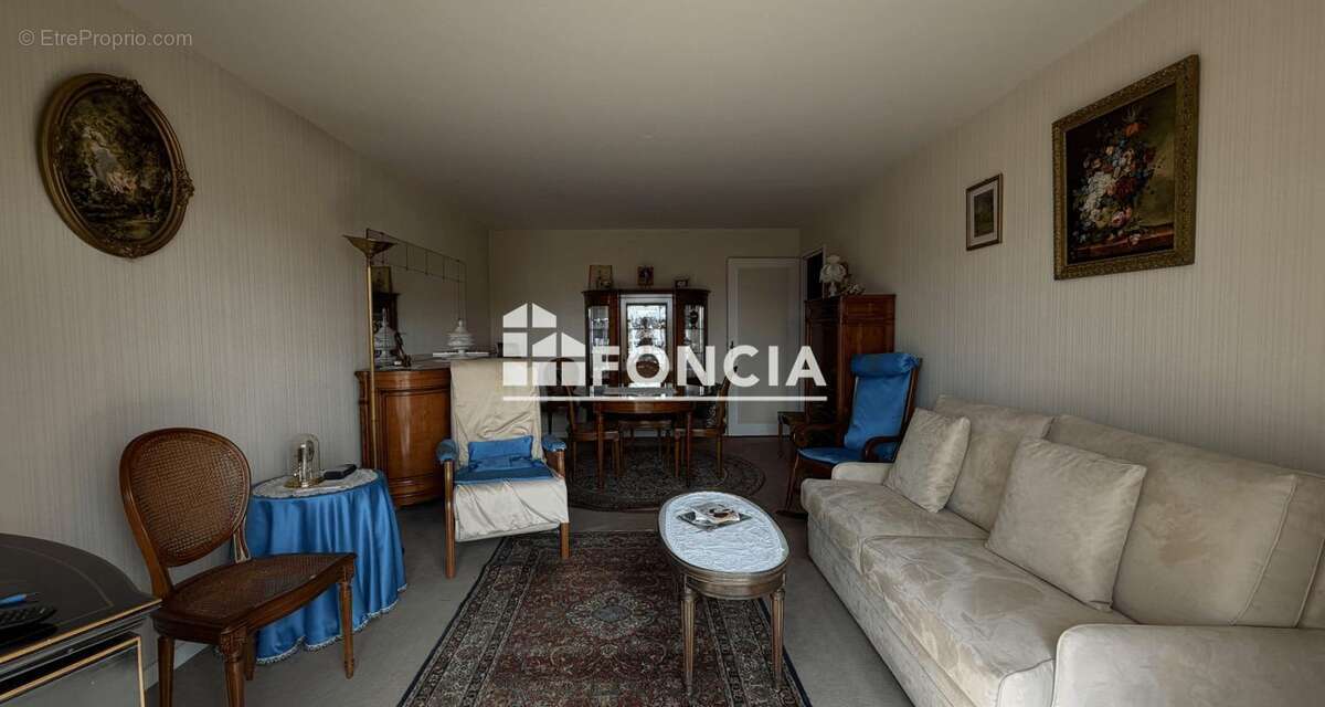Appartement à PARIS-20E