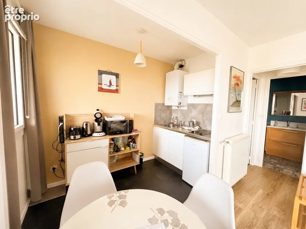 Studio 33 m² Résidence Les Capucins, parking  et cave. Rive gauche - photo 2