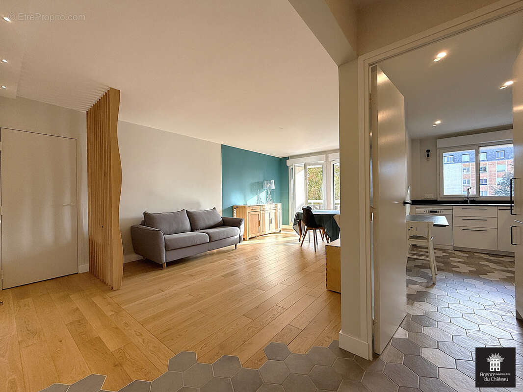 Appartement à VERSAILLES