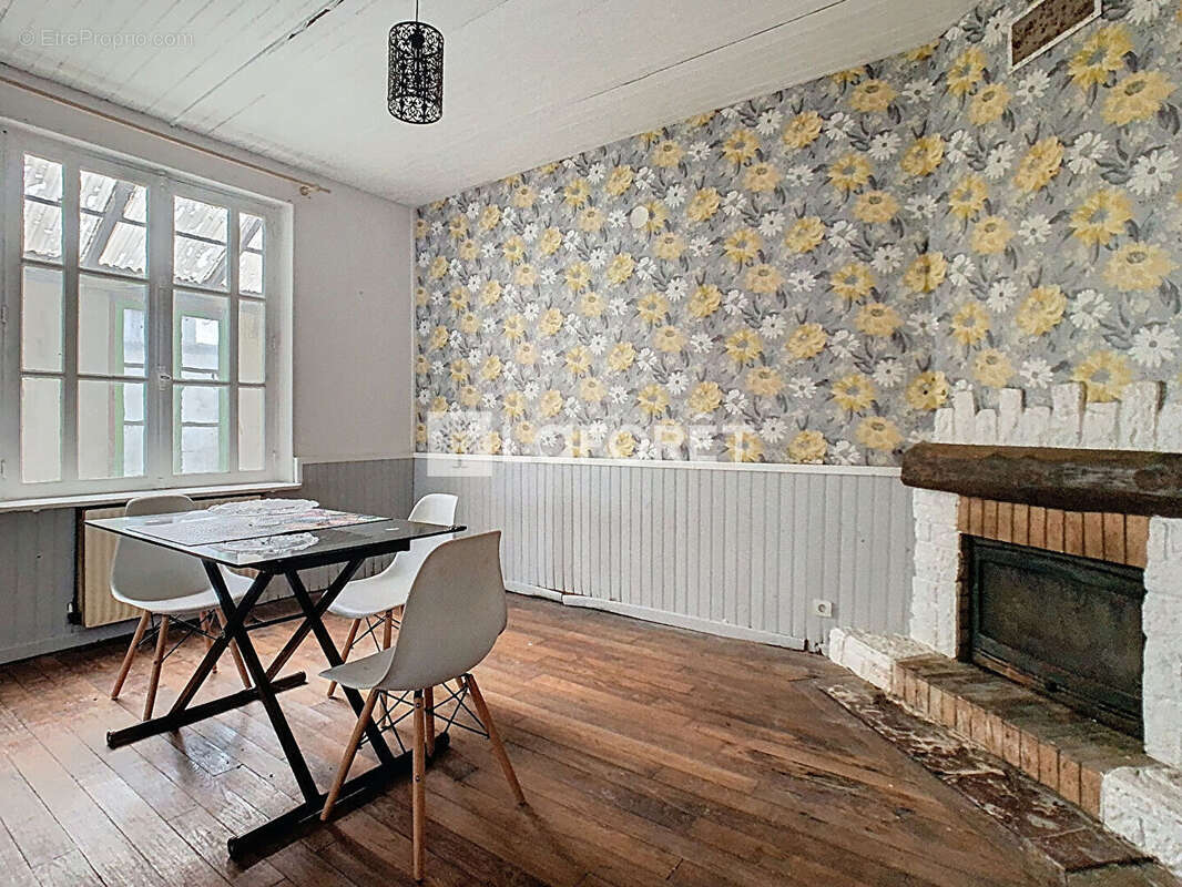 Maison à VILLE-SUR-TOURBE