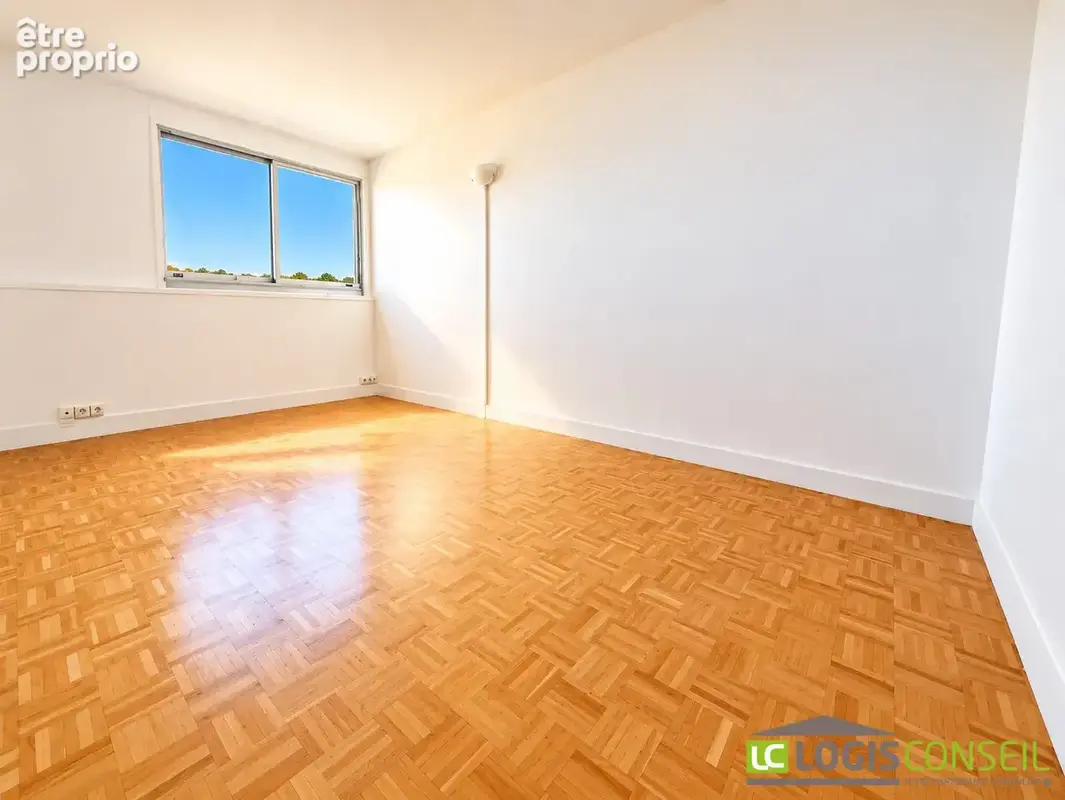 Appartement 5 pièces 102 m² à vendre à Chatillon (92320) - photo 8