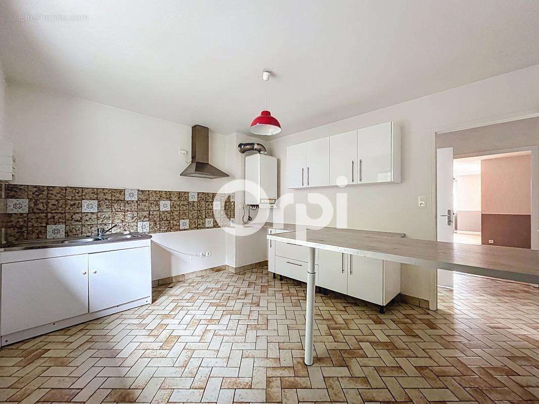 Appartement à BRIVE-LA-GAILLARDE