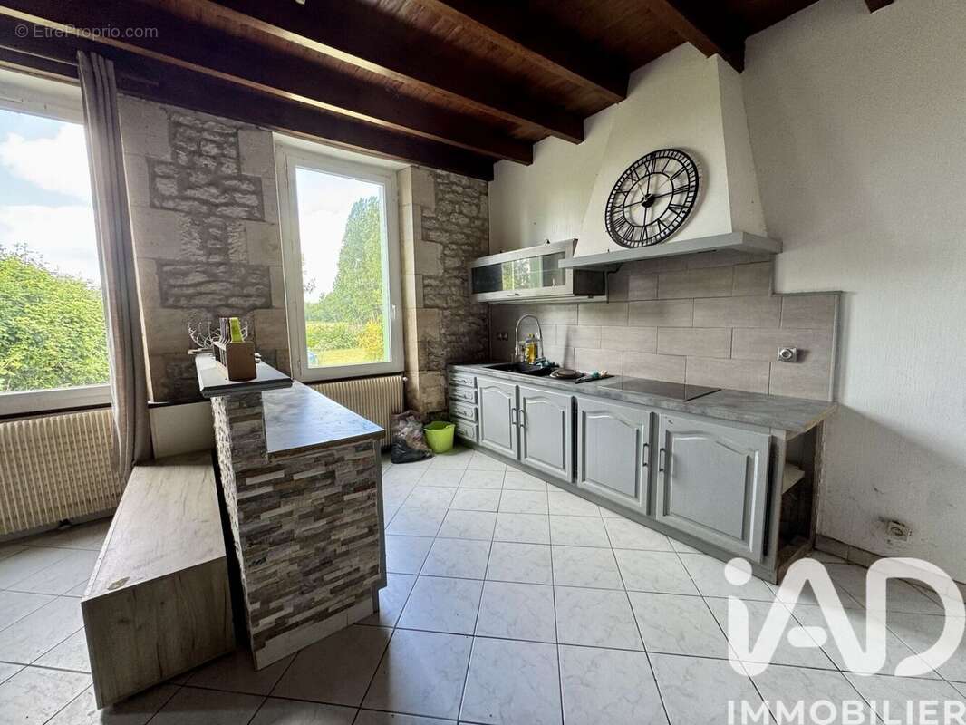 Maison 82 m² à Clam  - photo 3