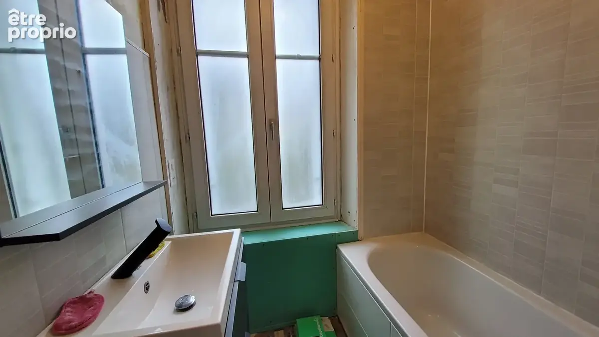 A VENDRE - Maison de ville de 100m2 - 5 pièces - 3 chambres - DERVAL - photo 11