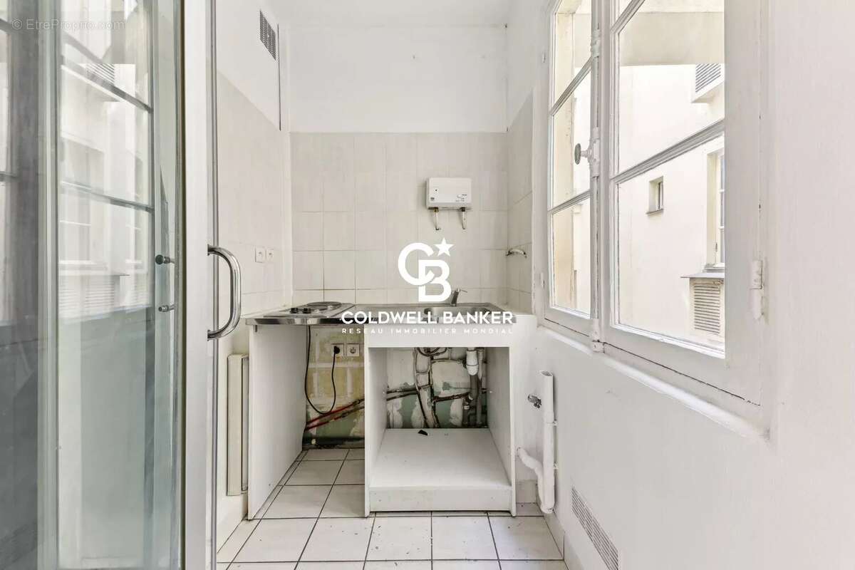 Appartement à PARIS-15E