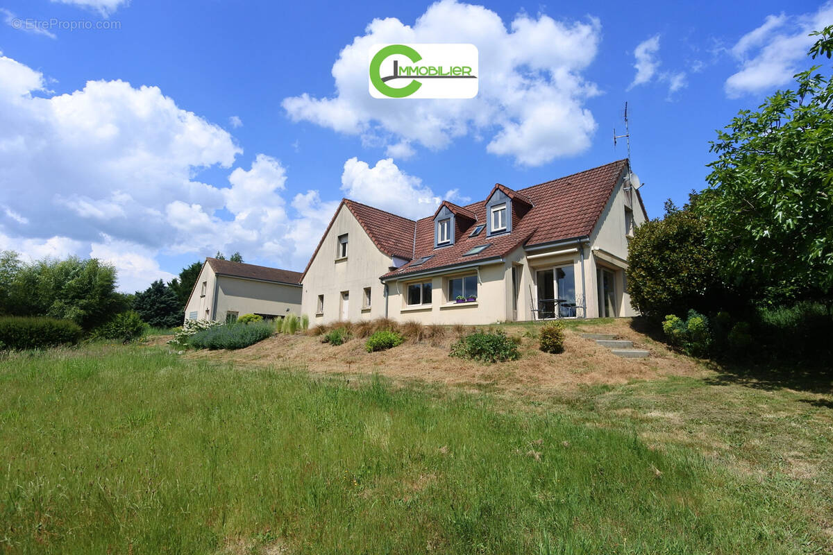 Maison à LA FERTE-BERNARD