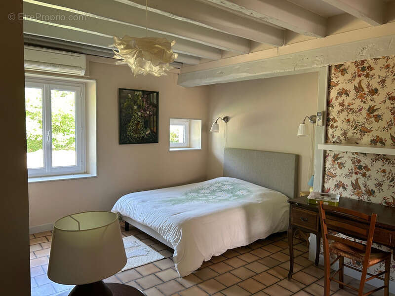 Maison à CHANTECORPS