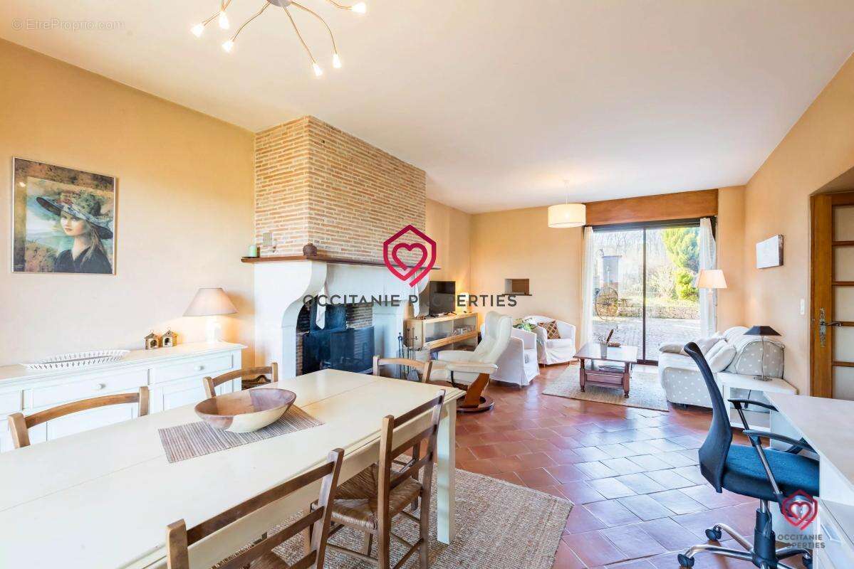 Maison à SALIES-DU-SALAT