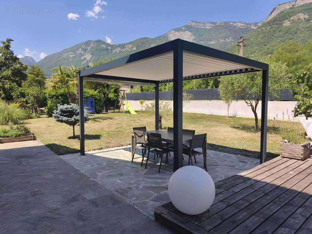 Maison à VIF