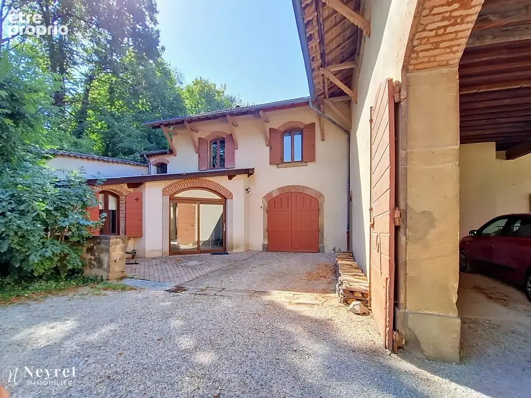 Rare, dans maison vigneronne de caractère , appartement de de 11 pièces de 210 m2 avec jardin et piscine - photo 3