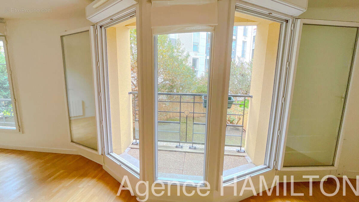 Garches Mairie, T5 de 116m2 4 chambres et parking - photo 6
