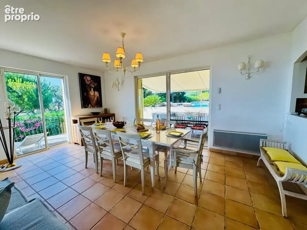 Villa vue mer et terrain constructible – 83230 Bormes les Mimosas - photo 6