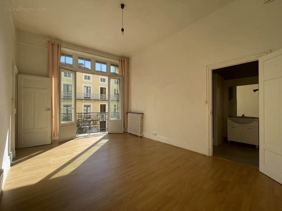 Appartement à VICHY