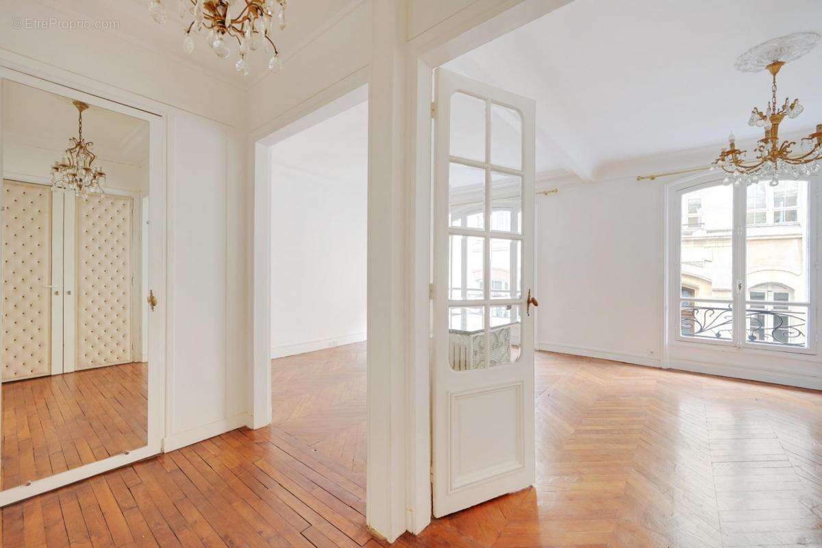 Paris 17eme : niel / renaudes - 4 pièces - 2 chambres - 83m2 - profession libérale possible - photo 4