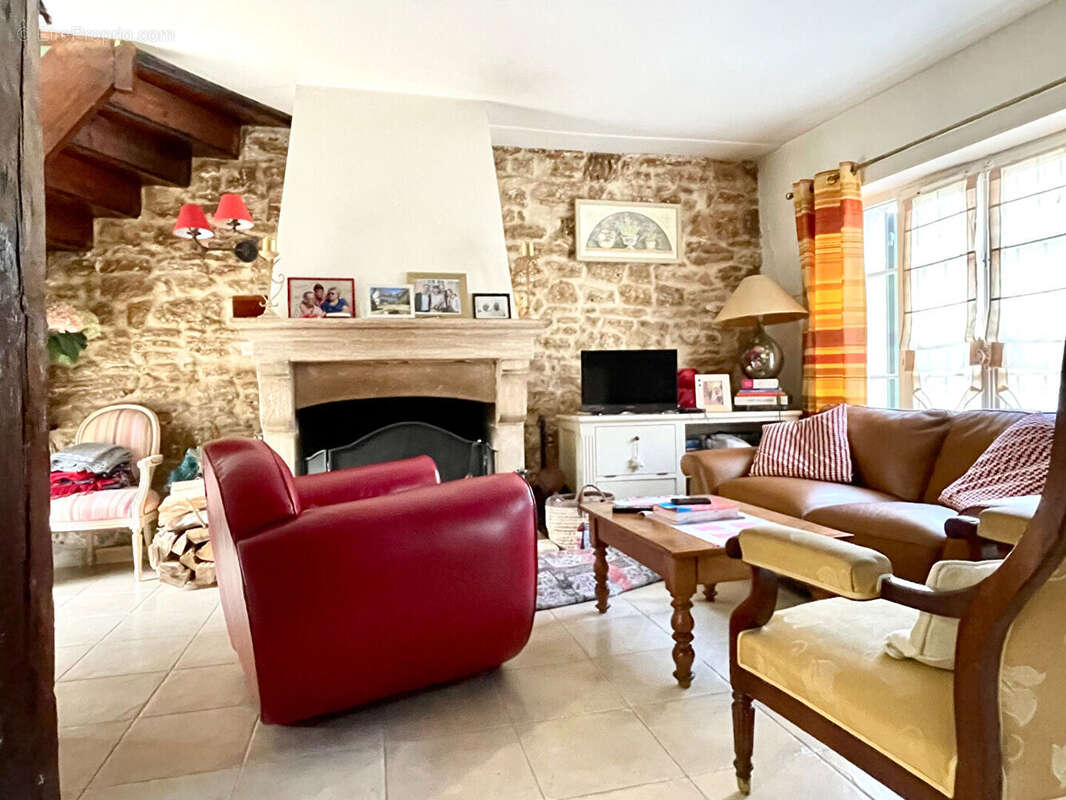 Maison à SAINT-LEU-LA-FORET
