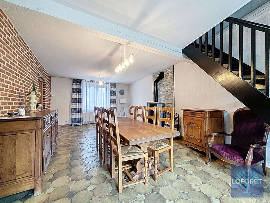 Maison à OISY