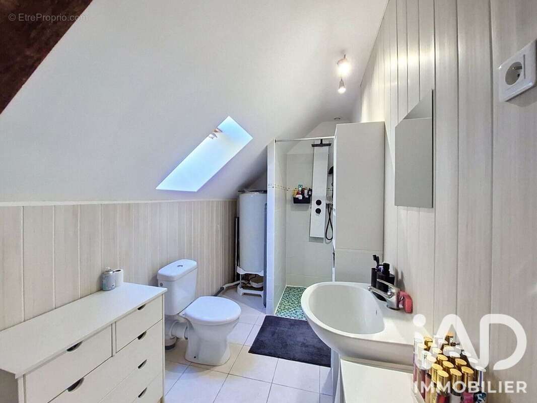 Maison 67 m² à Noyers  - photo 7