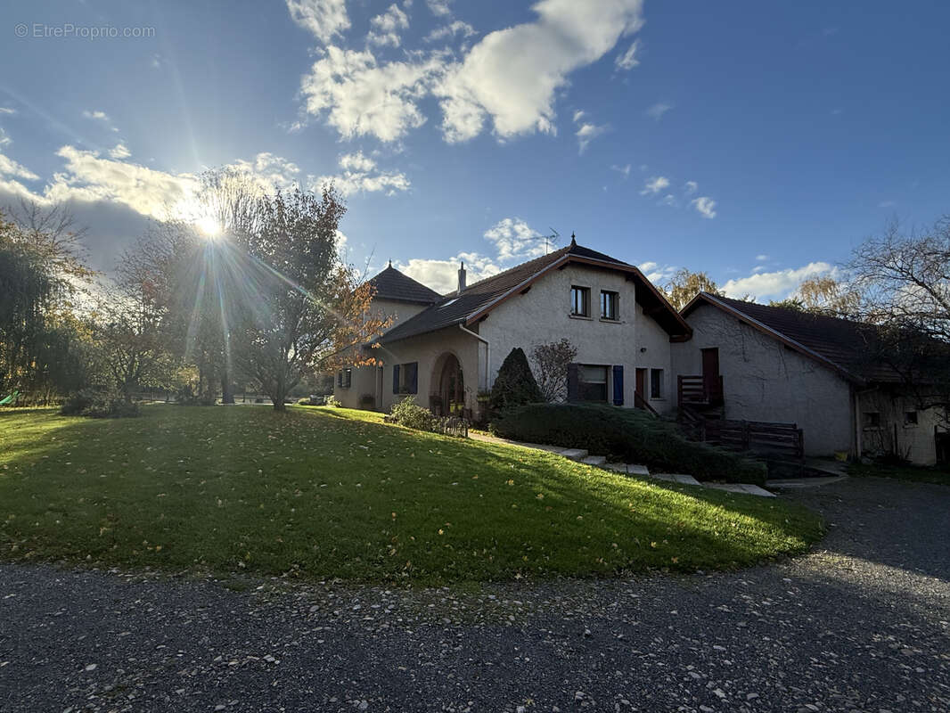 Maison à LONGCHAMP