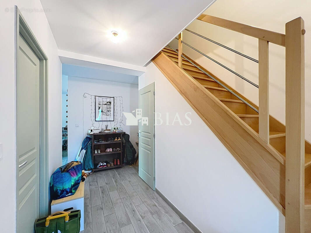 Maison 136 m² à Brionne  - photo 3