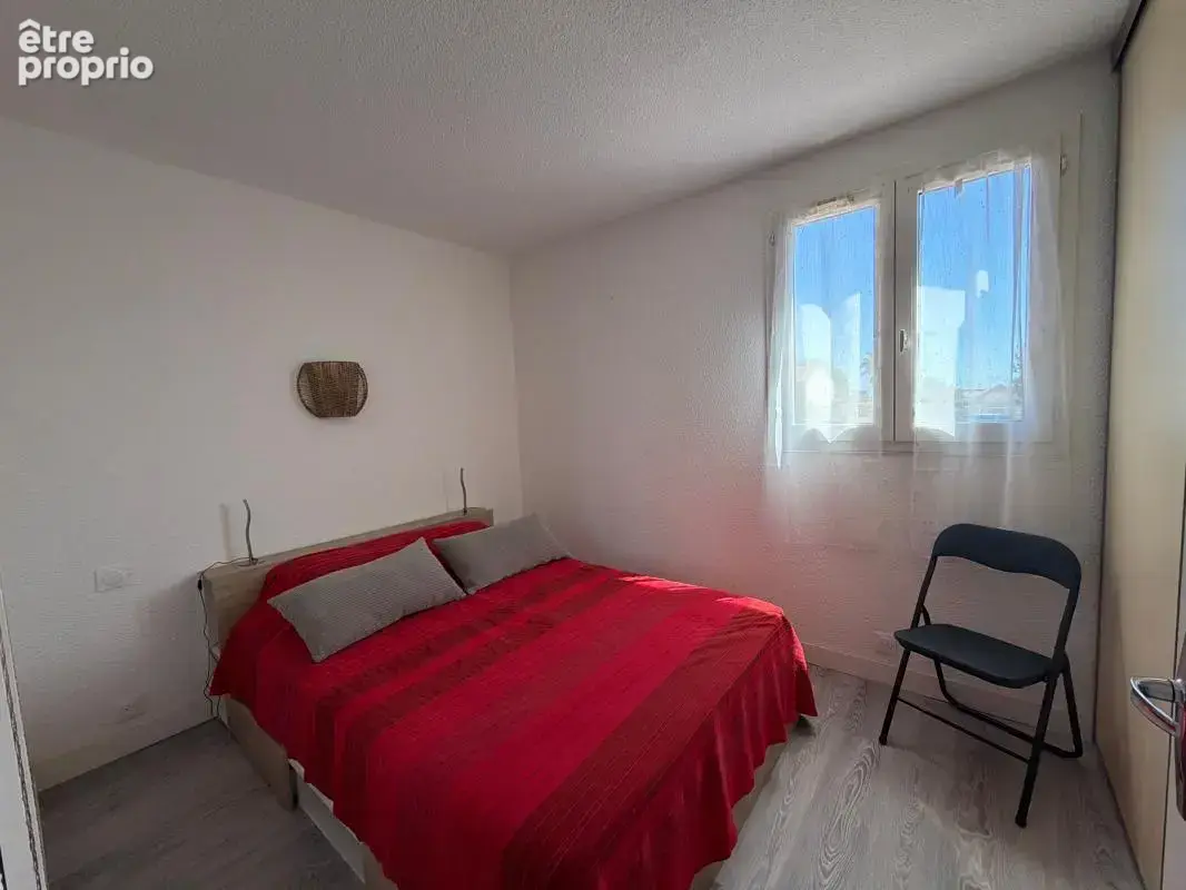 À Vendre - Marseillan plage  -  Villa rénovée à 200 m de la mer – Résidence avec piscine - photo 7