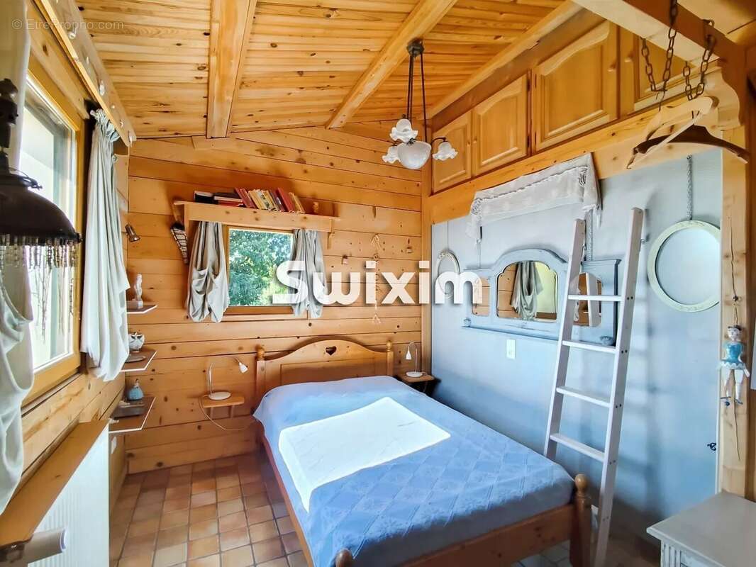 Maison à SAINT-MONTAN