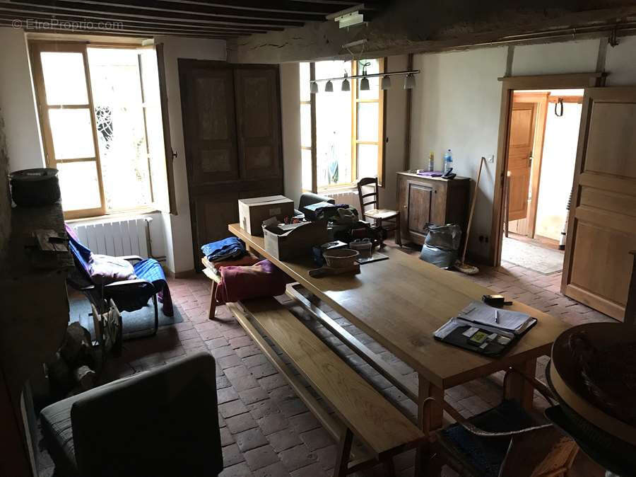 Maison à BRINON-SUR-BEUVRON