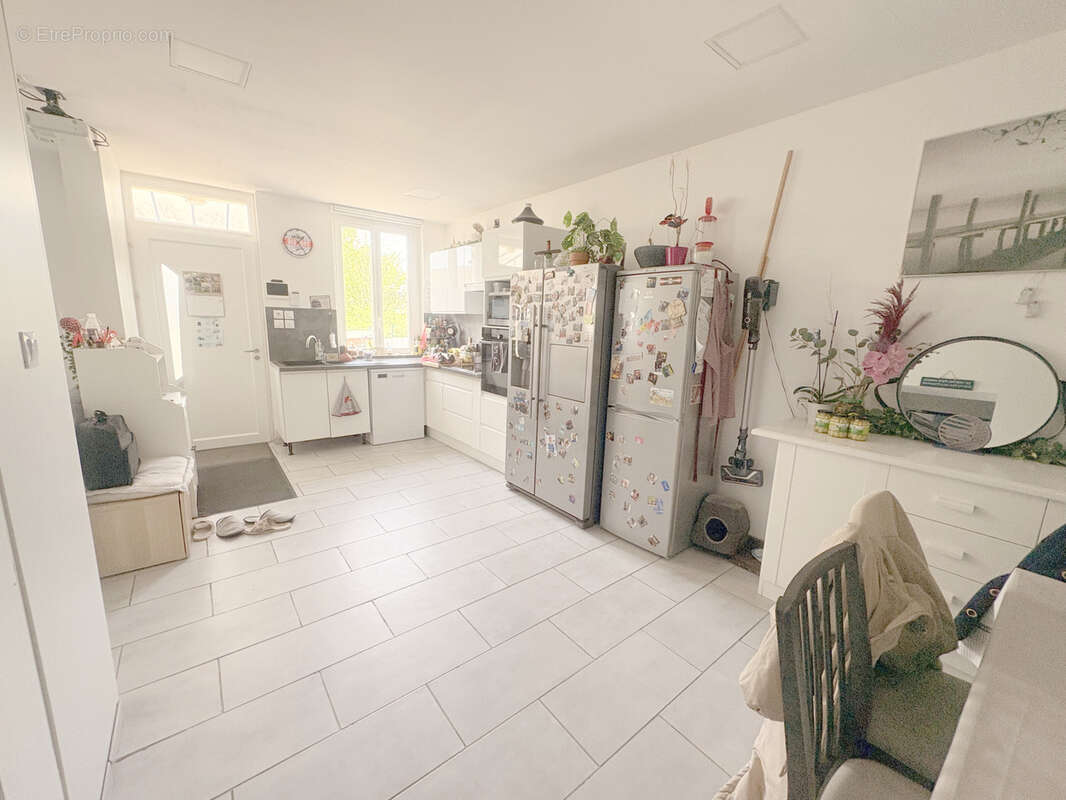 Maison à LABOISSIERE-EN-THELLE