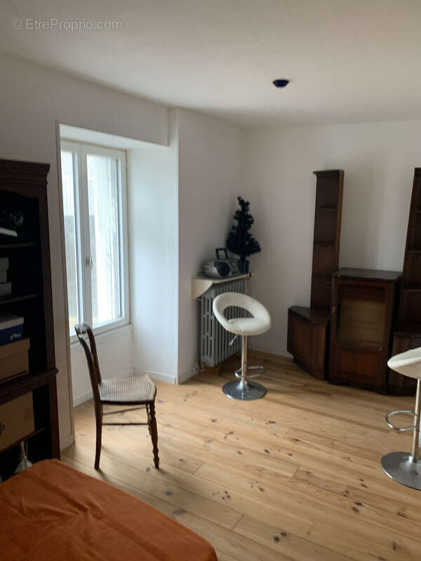 Maison à ANTIGNY