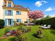 Appartement à LES ESSARTS-LE-ROI