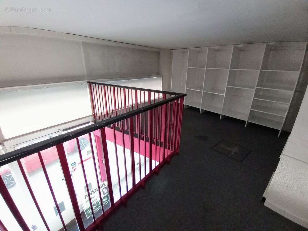 Local commercial - photo 6