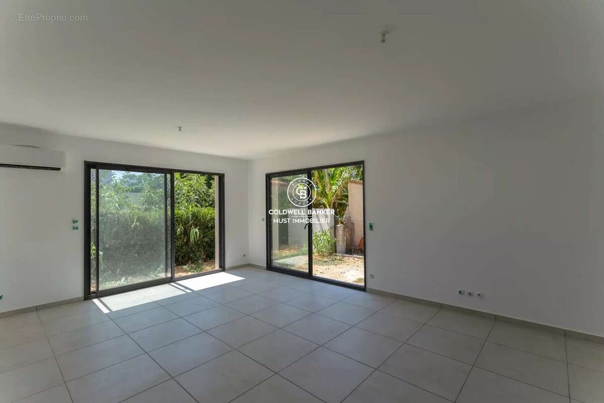 Sainte Marie: Maison neuve à 200m de la plage - photo 3