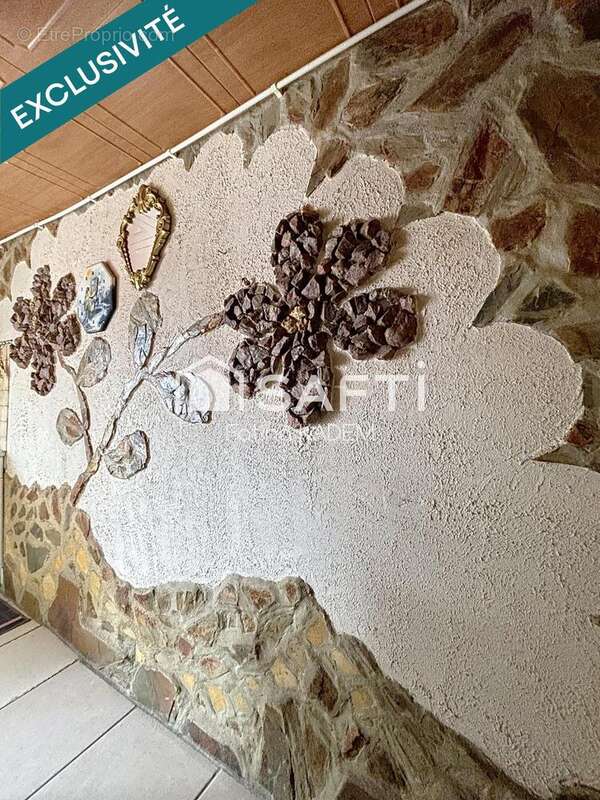 Maison 84 m² à Novy-Chevrieres  - photo 4