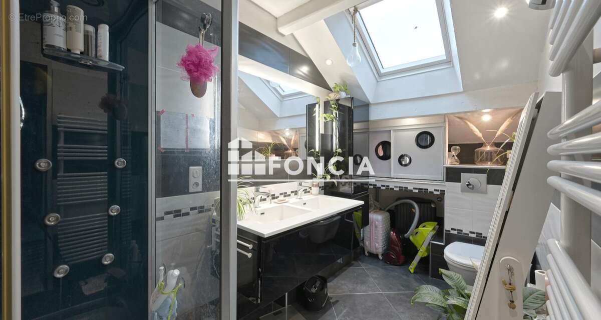 Maison à LES MARCHES