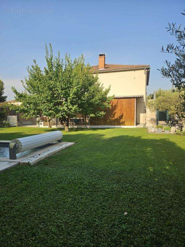 Superbe maison familiale près d Avignon +piscine+studio indépendant - photo 18