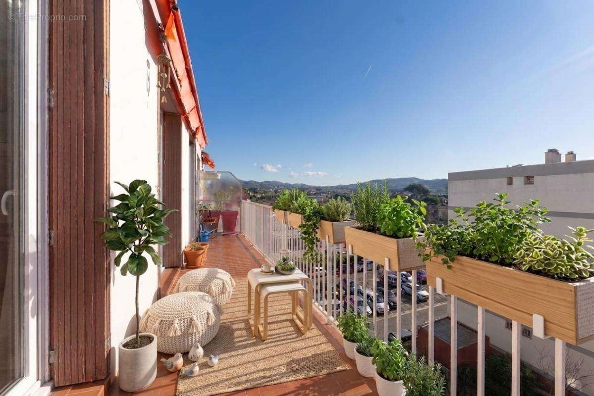 Appartement à MARSEILLE-13E