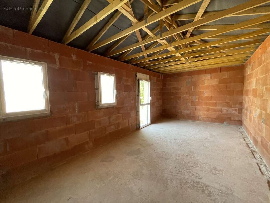 Maison à SAINT-MEDARD-EN-JALLES