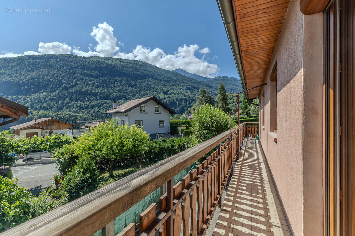 Deux maisons mitoyennes - Villette, proche d'Aime-La Plagne (surface totale de 280m2) - photo 8