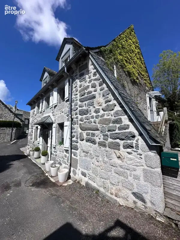 Maison de charme de type 5 avec garage et terrain attenant - photo 5