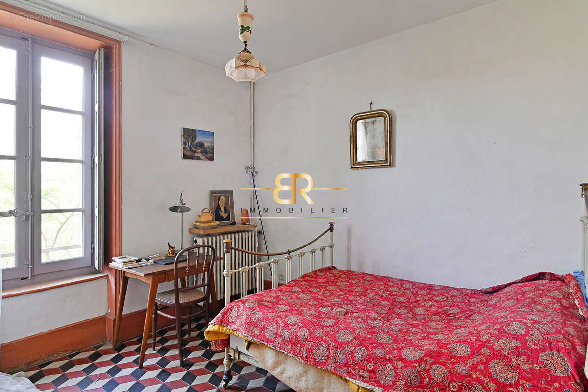 Maison à UCHAUD
