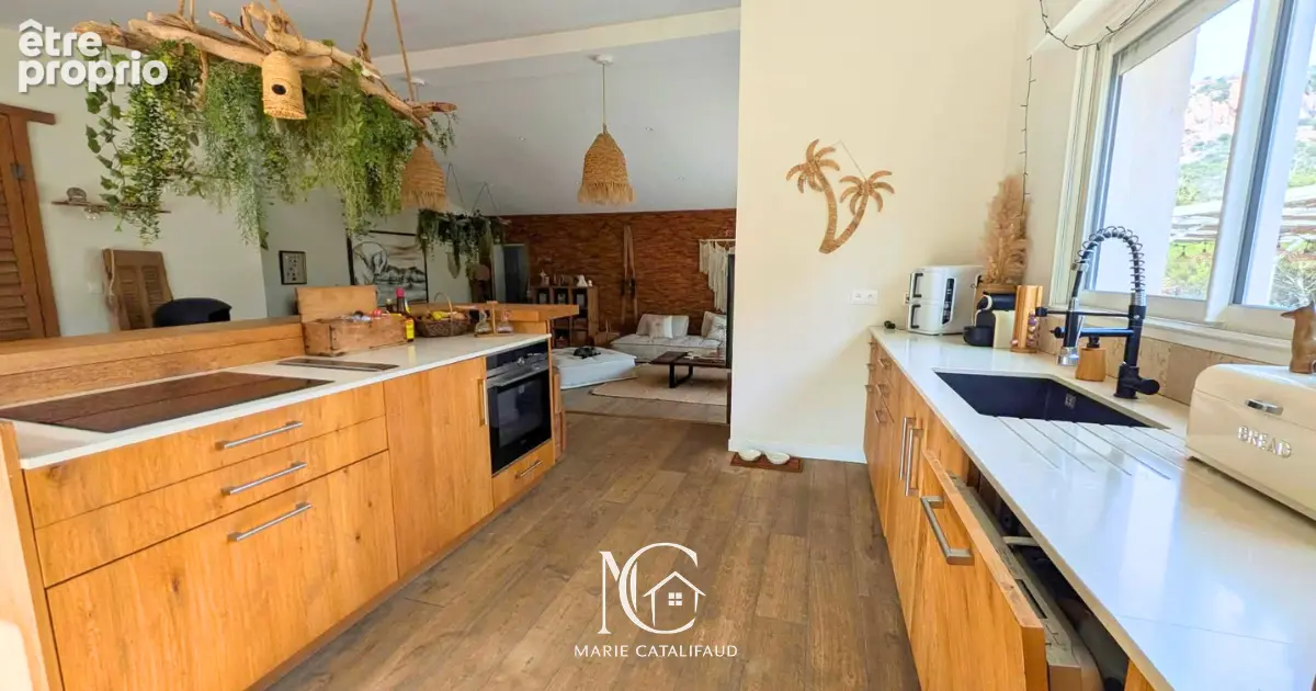 Coup de coeur pour cette ancienne bergerie rénovée au pied du rocher ! - photo 6