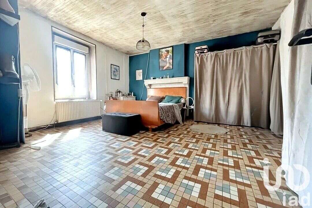 Maison 98 m² à Saint-Aubin-Des-Coudrais  - photo 8