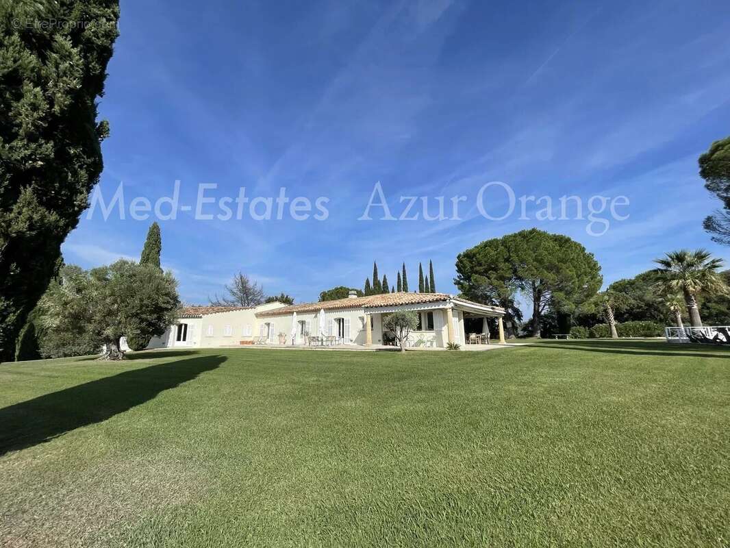 Propriété unique de 27 hectares au calme - superbes vues - photo 27