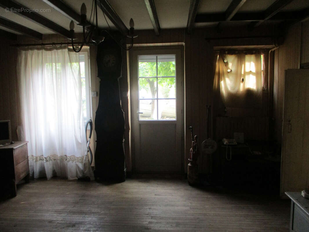 Maison à CEAUX-EN-COUHE