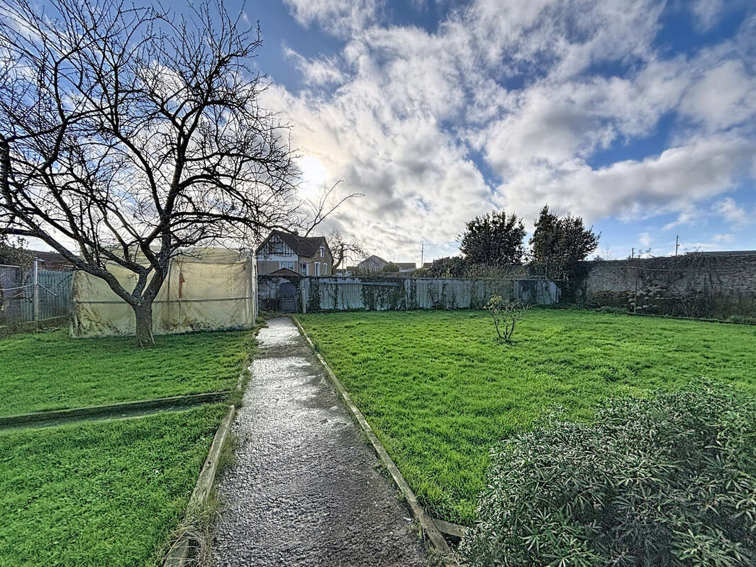 Maison à ISIGNY-SUR-MER