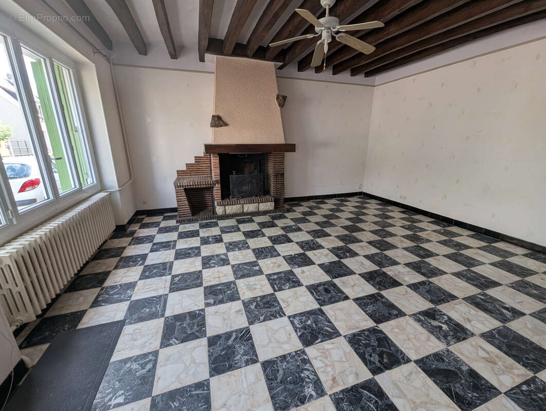 Maison à CHATEAUDUN