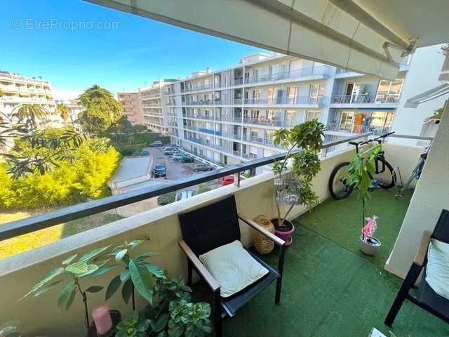 Appartement à VENCE