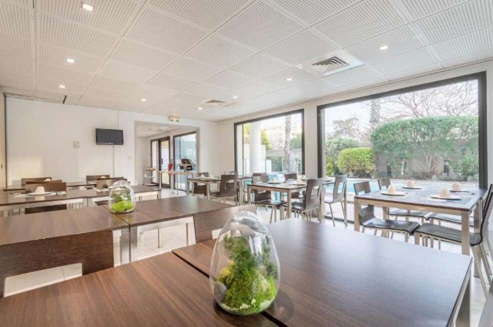 INVESTISSEMENT LOCATIF  Marseille 8eme Arrondissement  Résidence Tourisme Zenitude Comfort Marseille Prado - 7,07 % de rentabi - photo 8