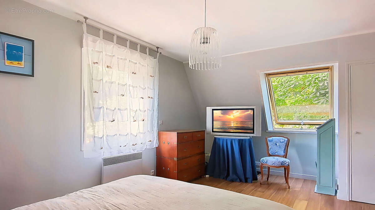 Maison de Prestige  à Tréguier : 5 Chambres + Appartement T3 Indépendant - photo 14
