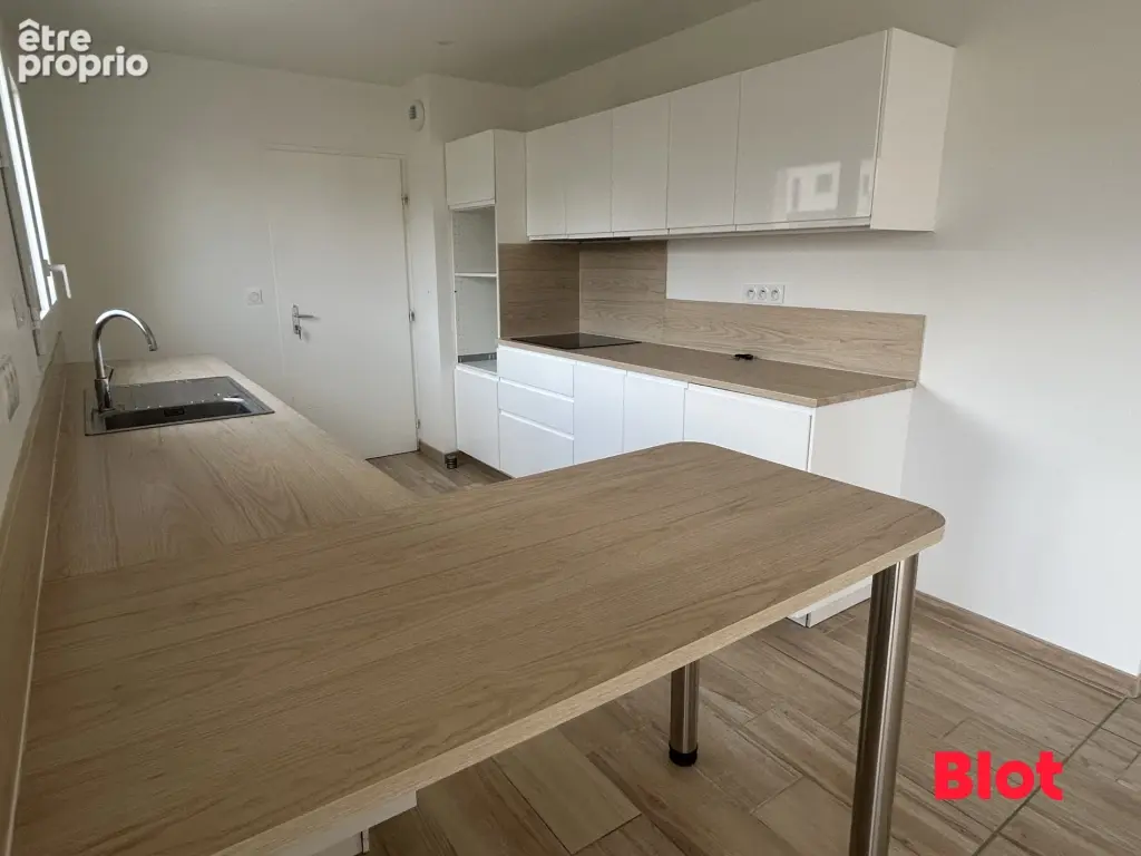 Maison 7 pièces 140 m² à vendre à Chasne-Sur-Illet (35250) - photo 4